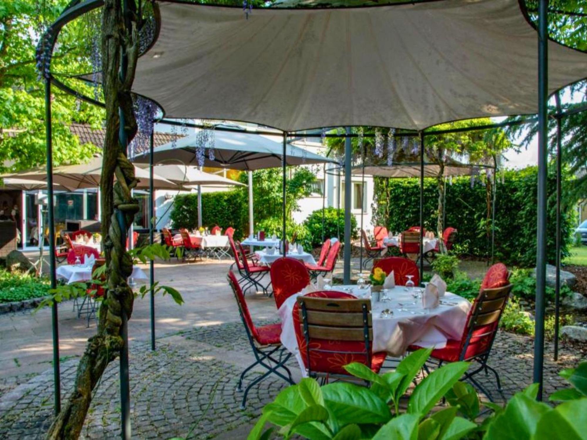 Hotel Lamm Heimbuchenthal Екстериор снимка