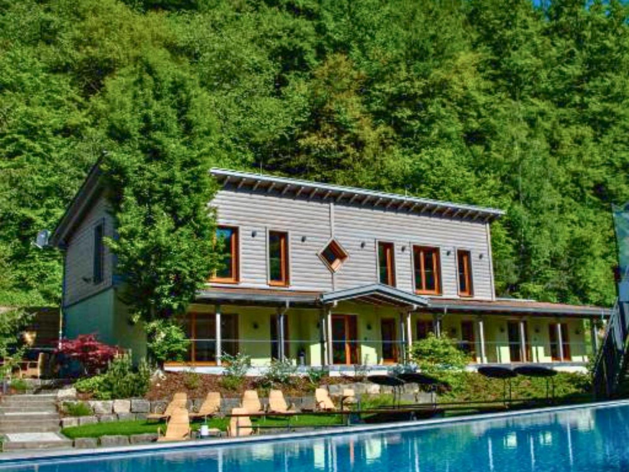 Hotel Lamm Heimbuchenthal Екстериор снимка