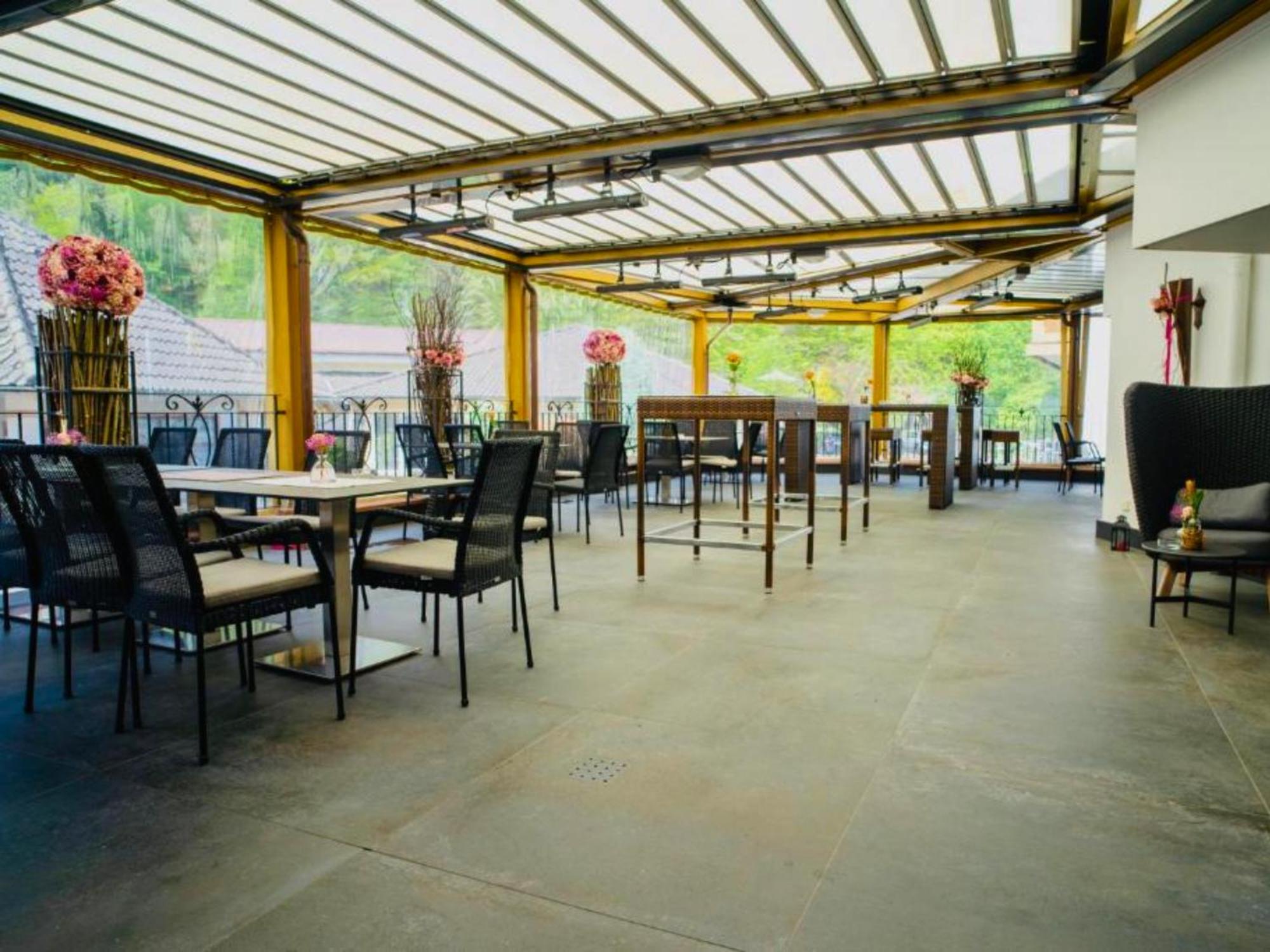 Hotel Lamm Heimbuchenthal Екстериор снимка
