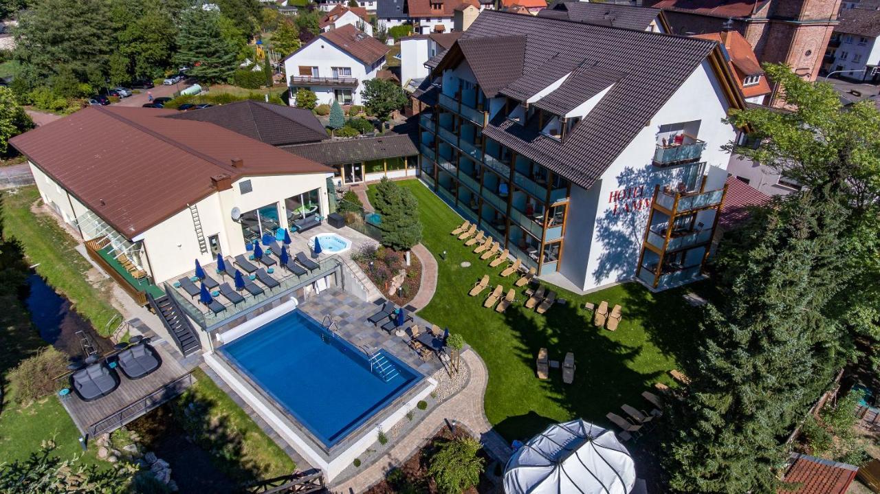 Hotel Lamm Heimbuchenthal Екстериор снимка